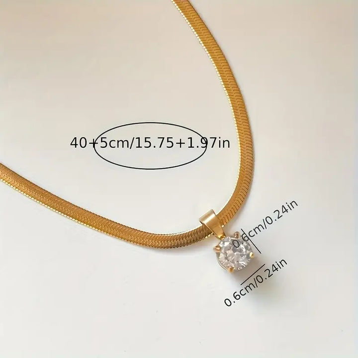 Chic Rhinestone Pendant Necklace | Gold Finish