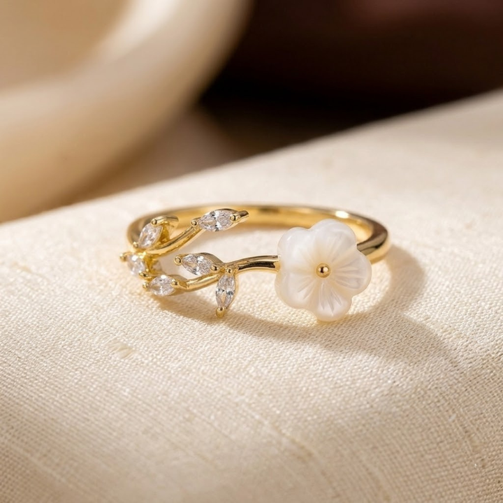 Gold Leaf and Floral Design Open Ring