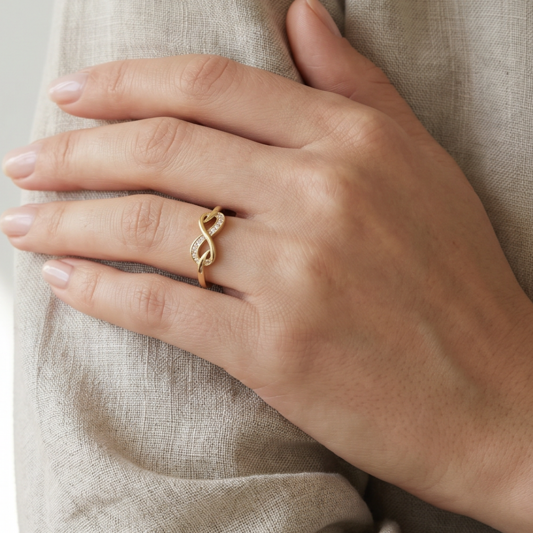 Timeless Gold Chain Ring