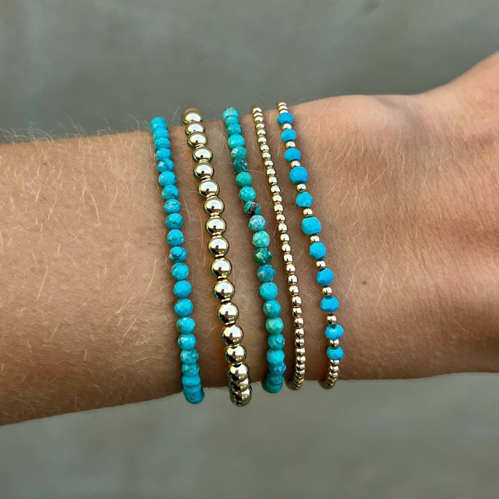 Stylish Turquoise and Gold Beaded Bracelet