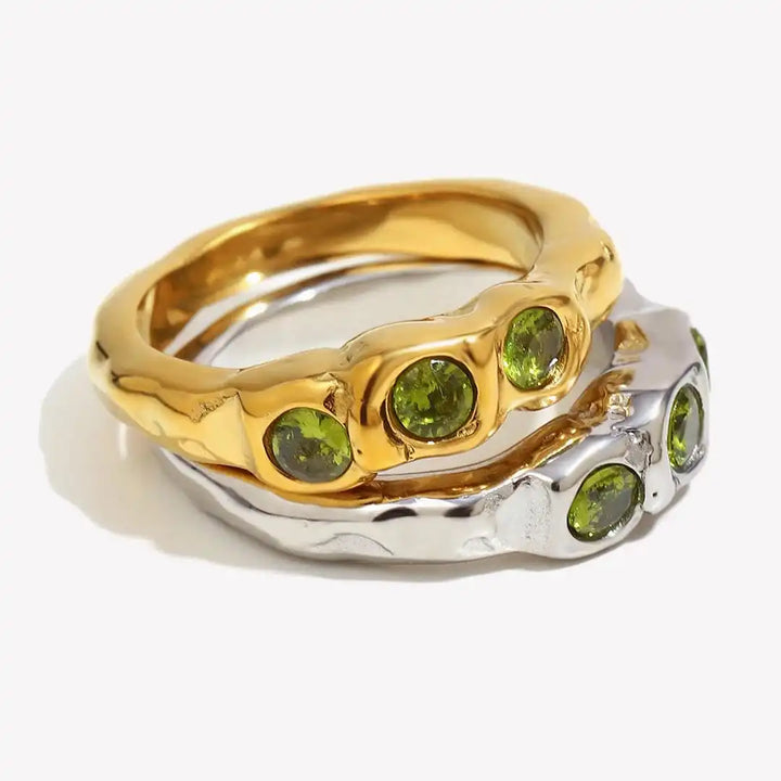 Antique Golden Gemstone Ring with Inlaid Design