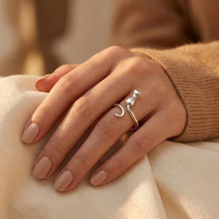Silver Feline Design Ring