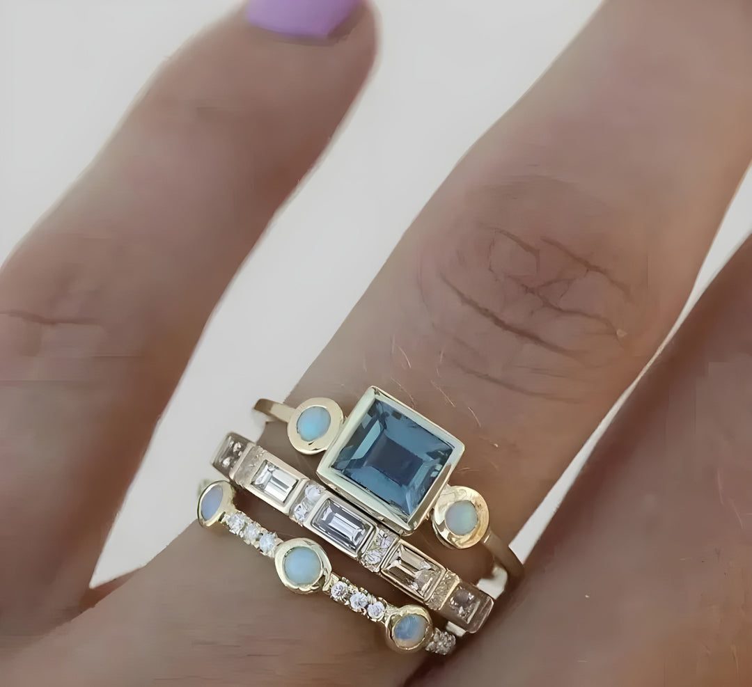 Vintage-inspired blue gemstone ring